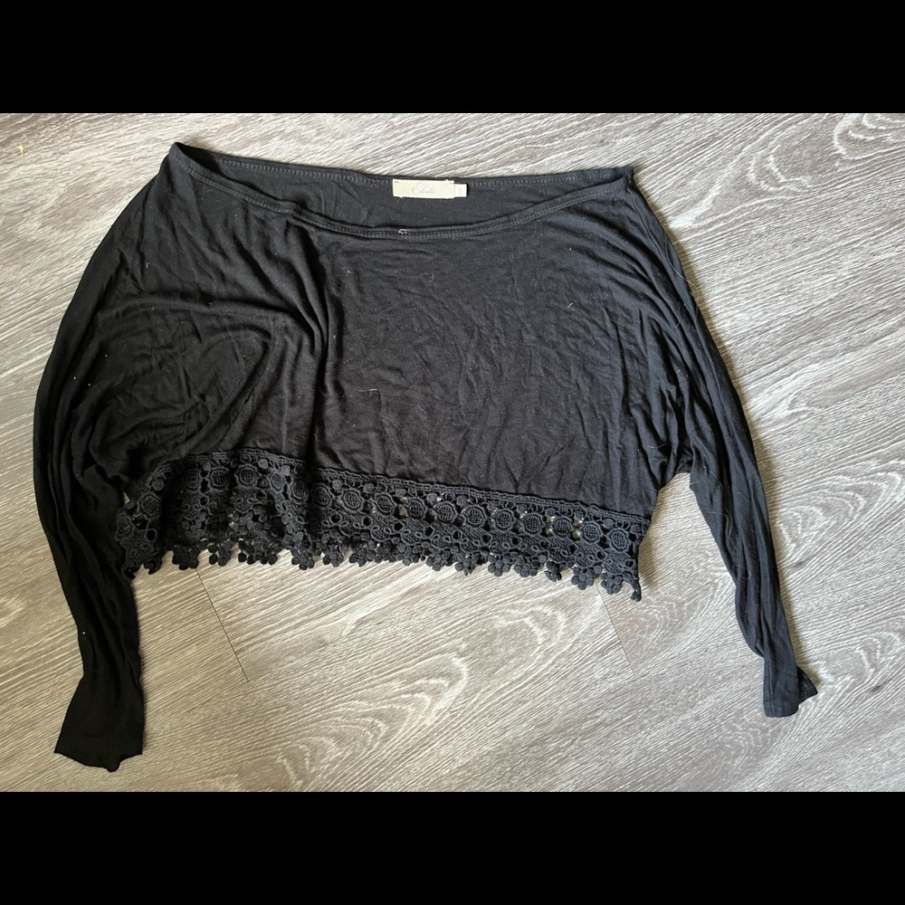 Black crop! Long sleeve! Pics don’t do it justice